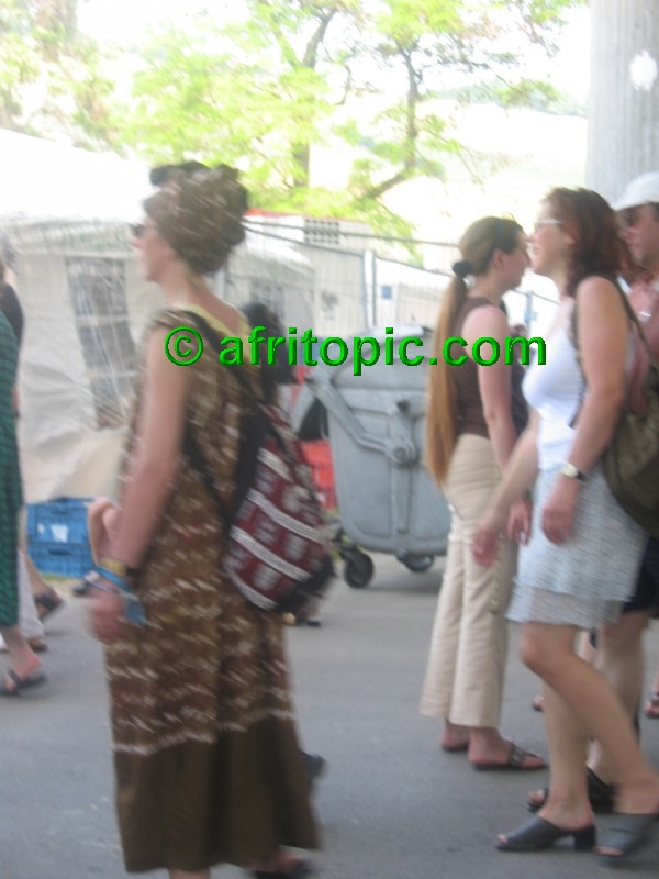 ../Images/AfricaFestival-28-29May05 034.jpg